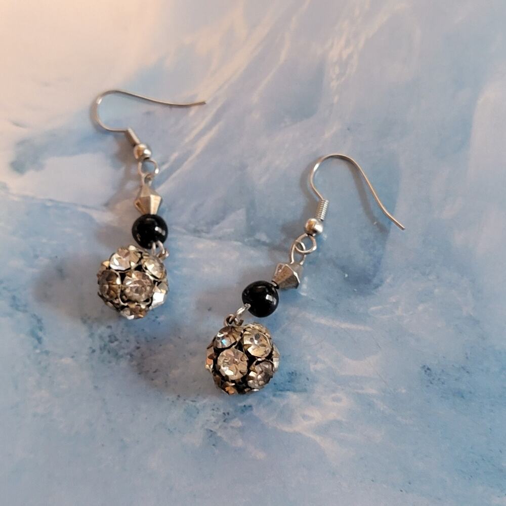 Vintage Black & White Rhinestone Dangle Pierced Earrings 2" Long‎ Lucite kp-24 - Picture 6 of 6